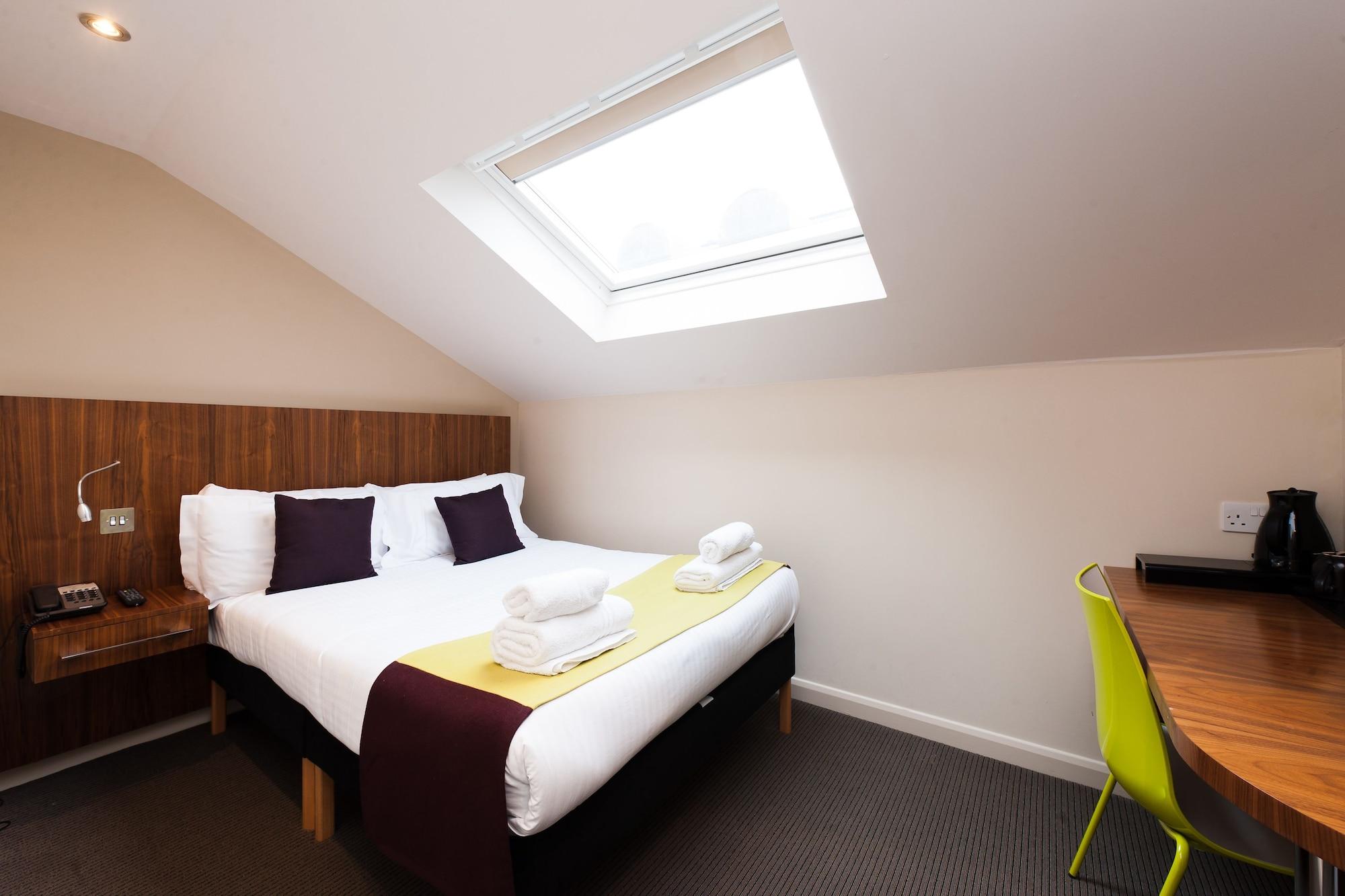 The Place Hotel EDI Exterior photo